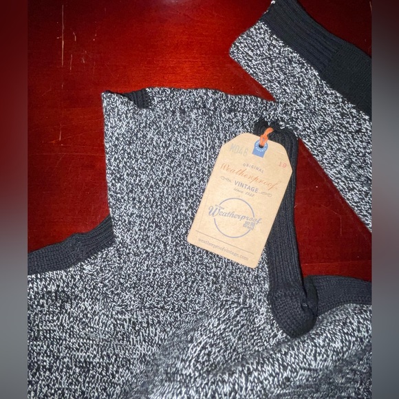 Oversized Stunning Men’s Turtle Neck Sweater - Picture 3 of 5